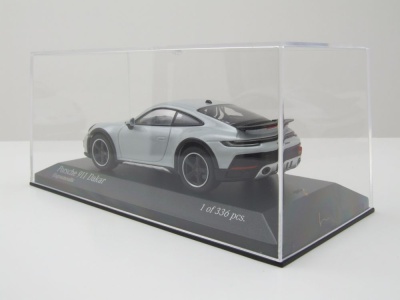 Porsche 911 Dakar 2022 grau metallic Modellauto 1:43 Minichamps