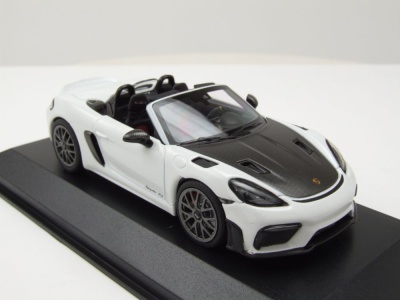 Porsche Spyder RS Weissach Package 2023 weiß Modellauto 1:43 Minichamps