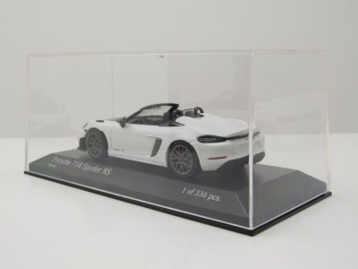Porsche Spyder RS Weissach Package 2023 weiß Modellauto 1:43 Minichamps