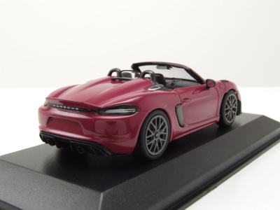 Porsche 718 Spyder RS Weissach Package 2023 rubystar Modellauto 1:43 Minichamps