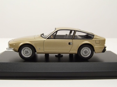 Alfa Romeo 1600 Junior Z 1972 gold Modellauto 1:43 Maxichamps
