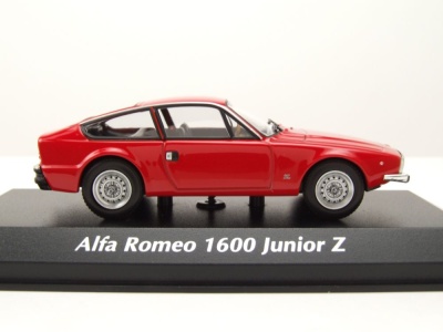 Alfa Romeo 1600 Junior Z 1972 rot Modellauto 1:43 Maxichamps