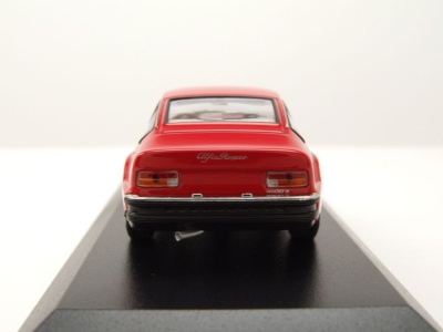 Alfa Romeo 1600 Junior Z 1972 rot Modellauto 1:43 Maxichamps