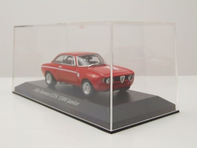 Alfa Romeo GTA 1300 Junior 1968 rot Modellauto 1:43 Maxichamps