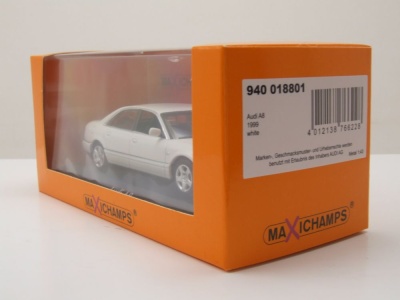 Audi A8 1999 weiß Modellauto 1:43 Maxichamps