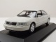 Audi A8 1999 weiß Modellauto 1:43 Maxichamps