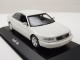 Audi A8 1999 weiß Modellauto 1:43 Maxichamps