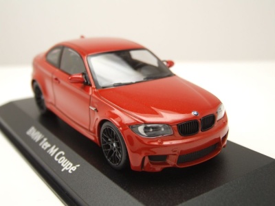 BMW 1er M Coupe 2011 orange metallic Modellauto 1:43 Maxichamps