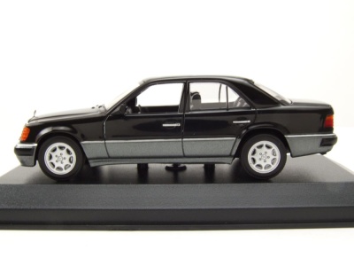 Mercedes 500E V8 W124 1991 schwarz Modellauto 1:43 Maxichamps