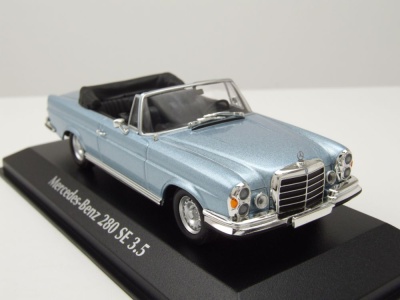Mercedes 280 SE 3.5 Cabrio W111 1970 blau Modellauto 1:43 Maxichamps