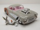 Chevrolet Corvette 1957 grau mit Bugs Bunny Figur Modellauto 1:24 Jada Toys