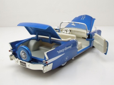 Cadillac Eldorado Convertible 1956 blau mit M&Ms Figur Modellauto 1:24 Jada Toys