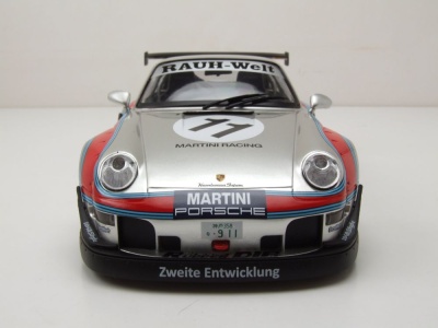 Porsche RWB RAUH-Welt #11 Body Kit Martini 2020 grau Modellauto 1:18 Solido