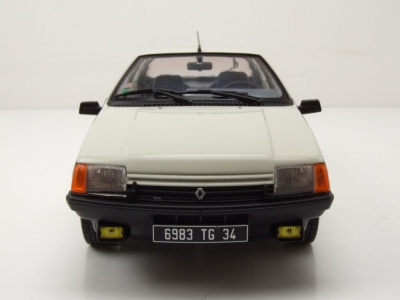 Renault Fuego Turbo 1985 weiß Modellauto 1:18 Solido
