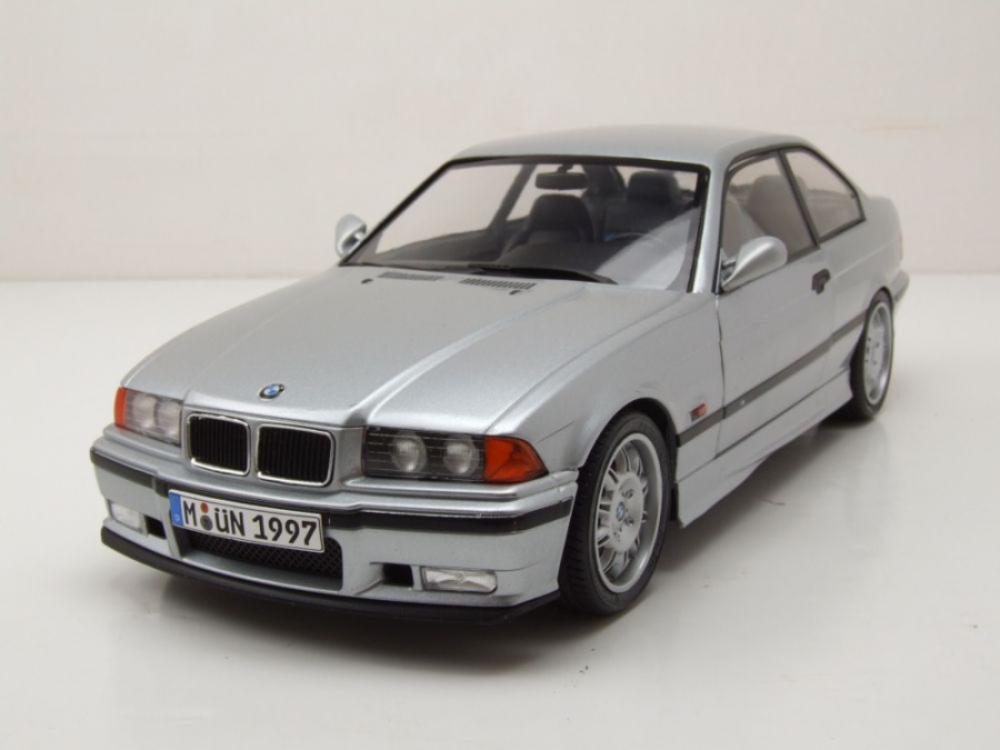 BMW M3 E36 Coupe 1990 silber Modellauto 1:18 Solido
