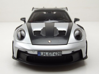 Porsche 911 GT3 RS Weissach Package 2022 silber Modellauto 1:18 Norev