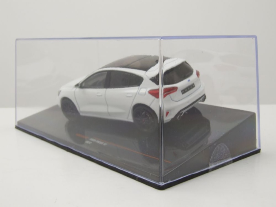 Ixo 1/43 FORD Focus St 2022 Vert ART.MOC333.2