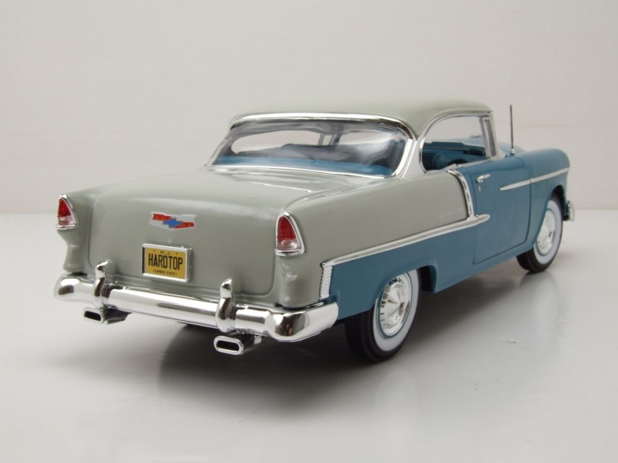 Chevrolet Bel Air 1955 Bleu Ivoire – Maquette Auto World 1/18, Portes Et Capot Ouvrants