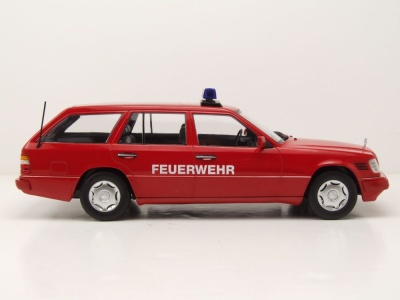 Mercedes E-Klasse T-Modell Kombi S124 Feuerwehr 1995 rot Modellauto 1:18 Triple9