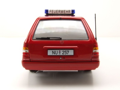 Mercedes E-Klasse T-Modell Kombi S124 Feuerwehr 1995 rot Modellauto 1:18 Triple9