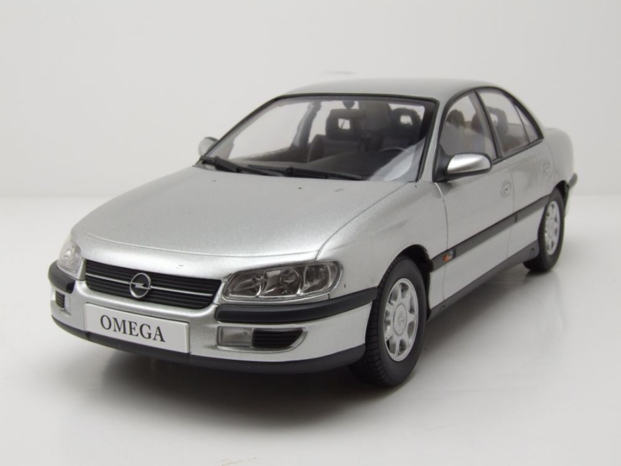 Opel Omega B 1996 silber Modellauto 1:18 Triple9