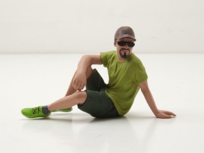 Figur #701 Mann mit Basecap grün für 1:18 Modelle American Diorama
