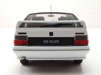 Citroen BX GTI 1990 weiß Modellauto 1:18 Triple9