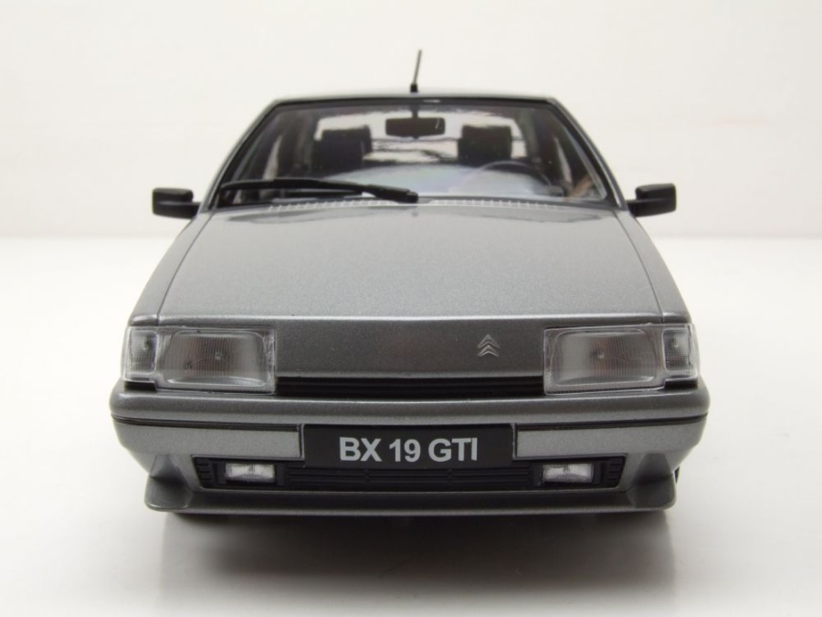 トリプル9 1/18 シトロエン BX GTi 1990 ダークグレーメタリック Triple 9 1/18 Citroen BX GTI 1990 ダークグレー シトロエン