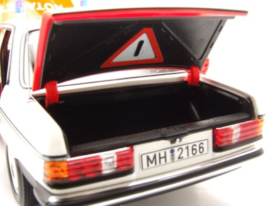 Mercedes 200 W123 Notarzt 1984 rot weiß Modellauto 1:18 Norev
