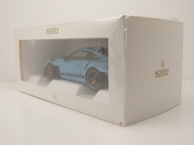 Porsche 911 GT3 RS Weissach Pack 2022 hellblau Modellauto 1:18 Norev