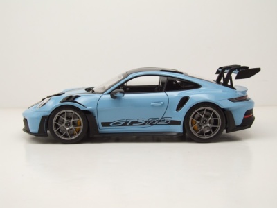 Porsche 911 GT3 RS Weissach Pack 2022 hellblau Modellauto 1:18 Norev
