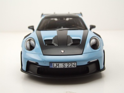 Porsche 911 GT3 RS Weissach Pack 2022 hellblau Modellauto 1:18 Norev