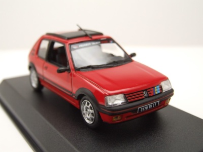 Peugeot 205 GTi 1.9 1991 rot PTS Deko Modellauto 1:43 Norev