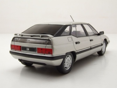 Citroen XM 1989 silber Modellauto 1:24 Whitebox