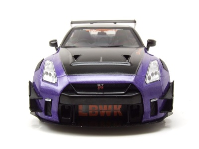 Nissan GT-R R35 Liberty Walk LB-Works 2022 lila Modellauto 1:18 Solido