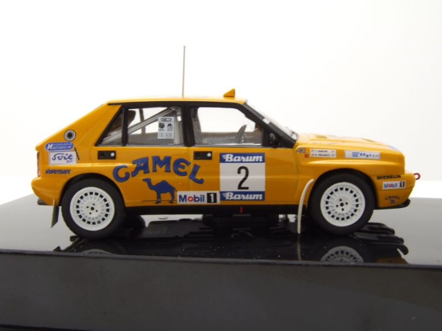 Lancia Delta Integrale 16V N°2 Camel Barum Rallye 1990, échelle 1/43, Ixo