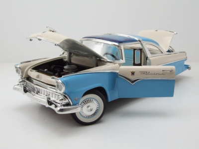 Ford Crown Victoria 1955 blau weiß Modellauto 1:18 Lucky Die Cast