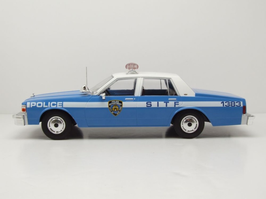 Chevrolet Caprice 1987 NYPD 1/18 MCG - Miniature Police New York