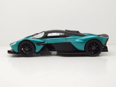 Aston Martin Valkyrie 2022 grün Modellauto 1:18 Maisto