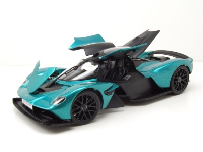 Aston Martin Valkyrie 2022 grün Modellauto 1:18 Maisto