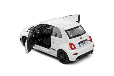 Fiat F595 Abarth 2022 weiß Modellauto 1:18 Solido