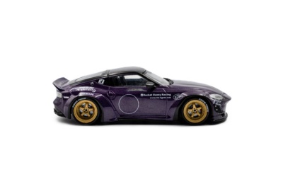 Nissan Fairlady Z Rocket Bunny 2022 lila Modellauto 1:43 Solido
