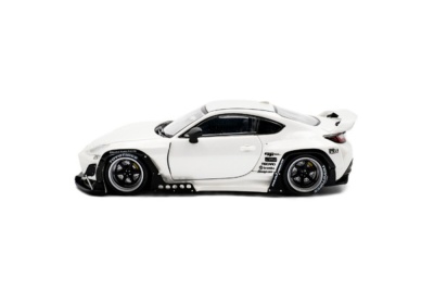 Toyota GR86 Rocket Bunny 2022 weiß Modellauto 1:43 Solido