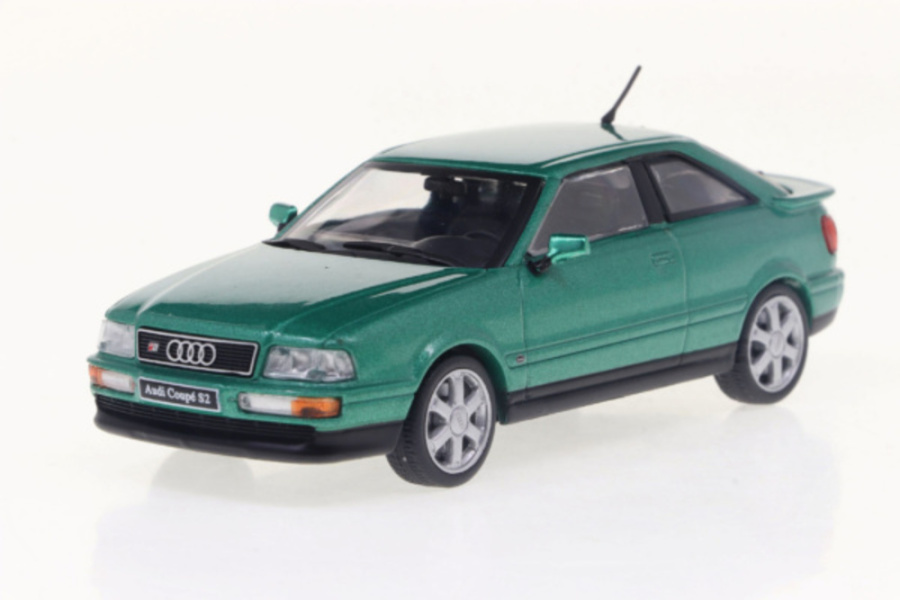 Audi S2 Coupe 1994 grün Modellauto 1:43 Solido