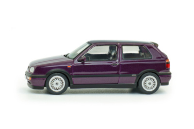 VW Golf 3 VR6 1994 lila metallic Modellauto 1:43 Solido