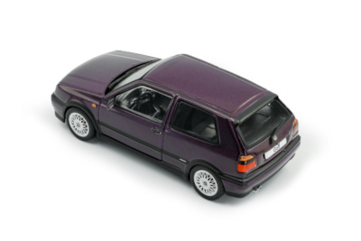 VW Golf 3 VR6 1994 lila metallic Modellauto 1:43 Solido