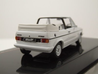 VW Golf 1 Cabrio 1981 weiß Modellauto 1:43 ixo models
