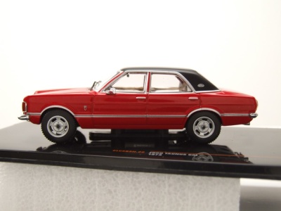 Ford Taunus GXL 1973 rot schwarz Modellauto 1:43 ixo models