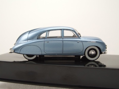 Tatra T600 Tatraplan 1950 hellblau metallic Modellauto 1:43 ixo models