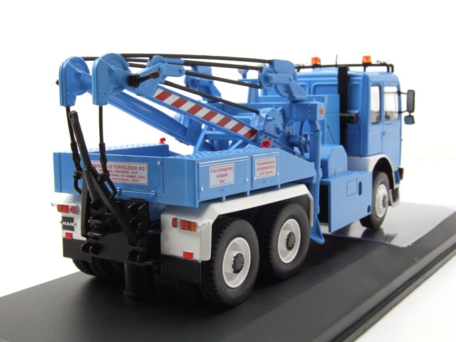 Camion MAN Dépanneuse Bleu 1/43 IXO MODELS - Collection Miniature
